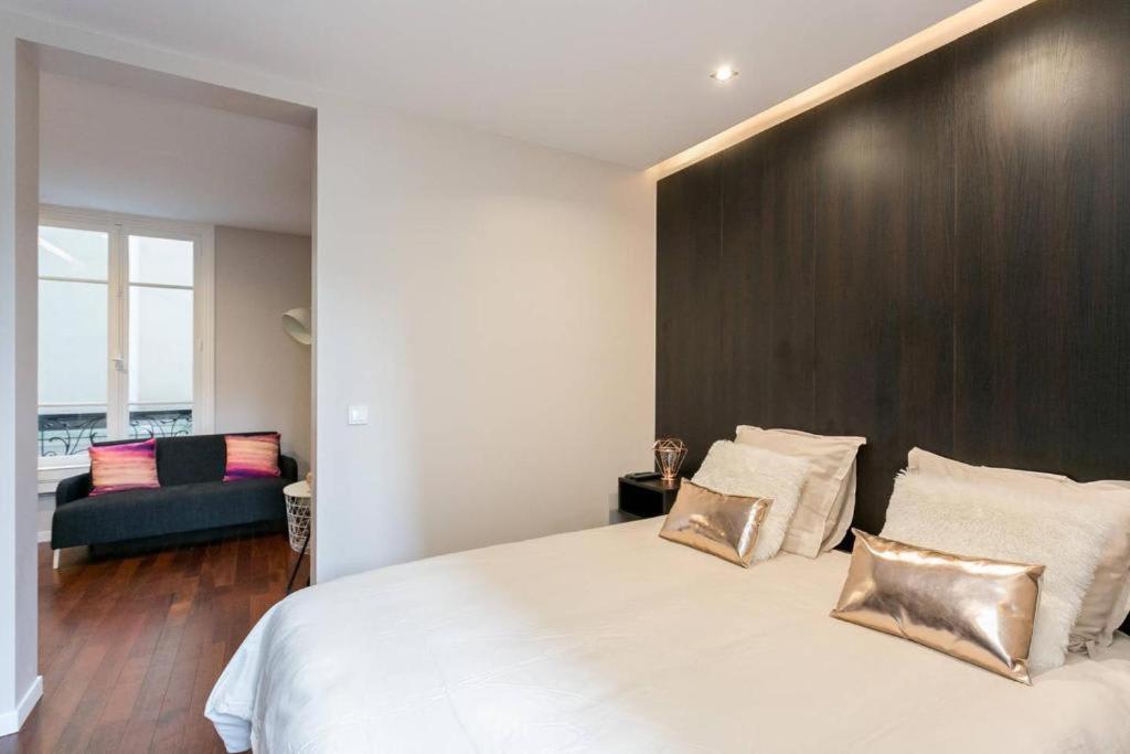 Apartament Modernized Studio - Meters From The Invalides Gardens Paryż Zewnętrze zdjęcie